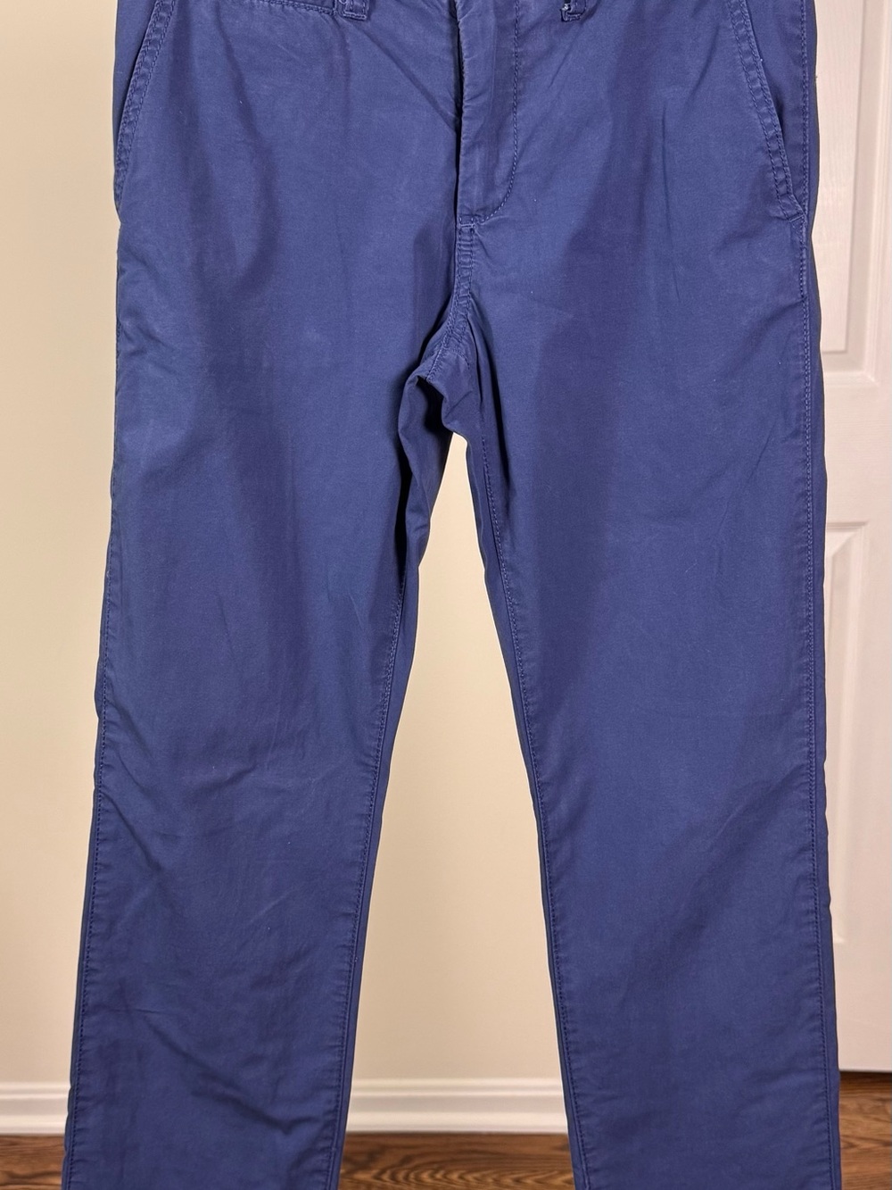 Gap boy’s Casual Flat-Front Pants in Navy Blue